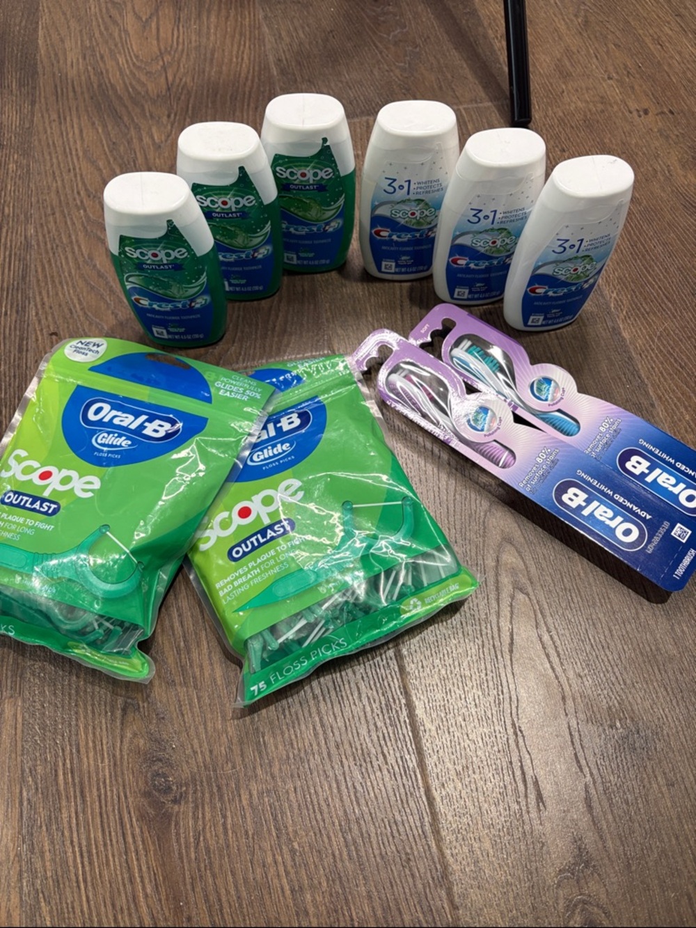 Crest Scope Oral Care Bundle Toothpaste Floss Picks Toothbrushes 10 Pc NEW